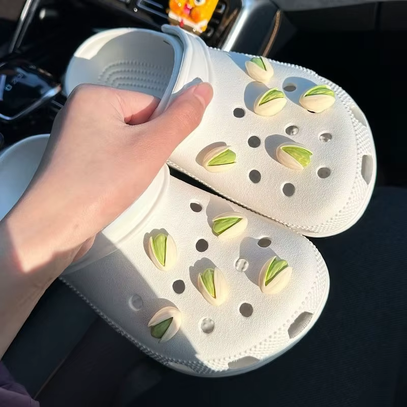 Série pistache, accessoires de chaussures amusants