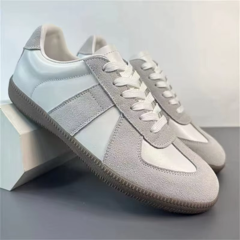 2025 Designer Hommes Baskets Vintage Noir Véritable Cuir De Vachette Chaussures Décontractées À Lacets Blanc Plat