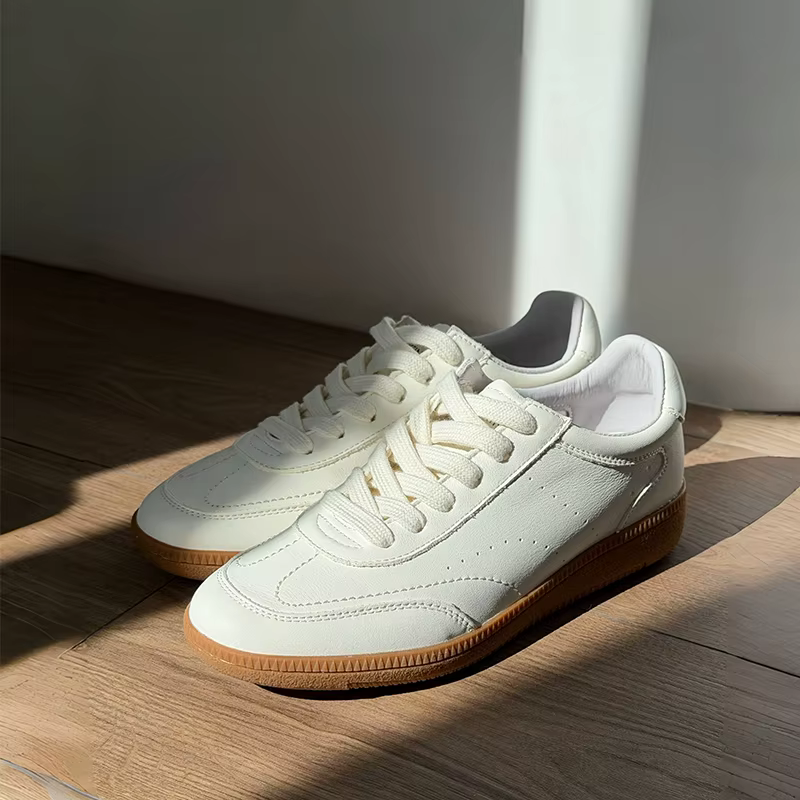 BEAUTODAY baskets blanches femmes cuir de vache à lacets bout rond couture dames chaussures d'entraînement à la main 29932