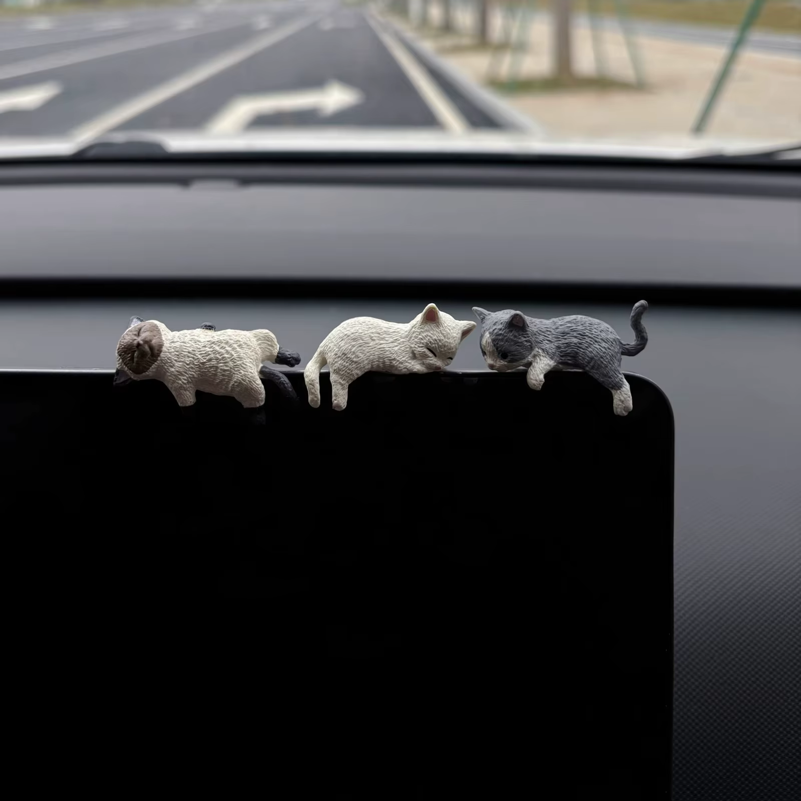 Figurine de chats de voiture, décoration de Console centrale, chaton endormi, écran de tableau de bord, ornements de rétroviseur, ornements de voiture