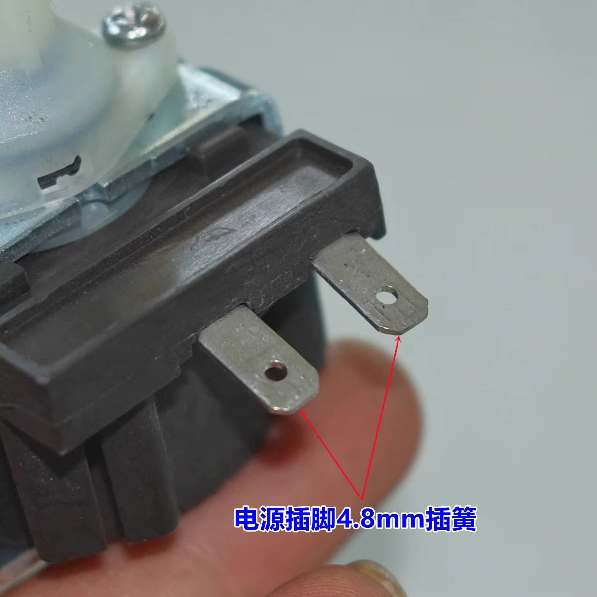 Pompe à eau DC 12V pour nettoyage des sols, 12V 16W, accessoires d'entretien pour machine de nettoyage des sols, pompe électromagnétique