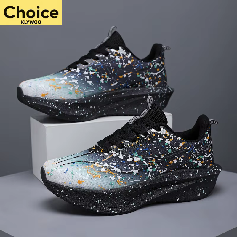 Chaussures de course avec plaque en carbone