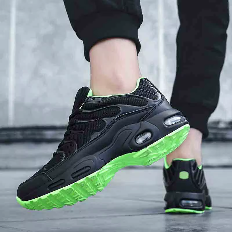 Grands chaussures hommes baskets