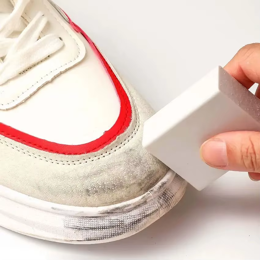Gomme nettoyante pour chaussures