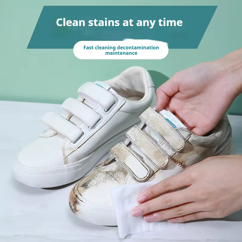 Lingettes nettoyantes pour chaussures