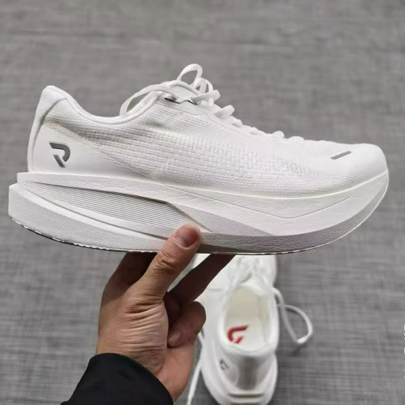 Chaussures de course d'été pour hommes et femmes