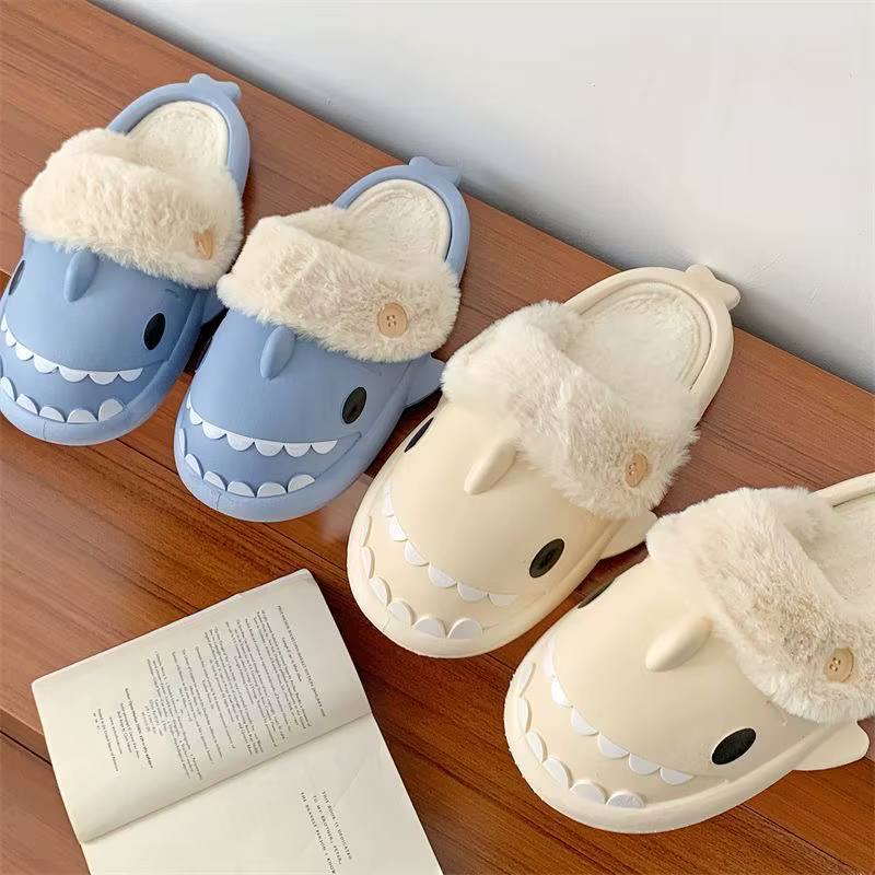 Pantoufles en coton requin pour femmes