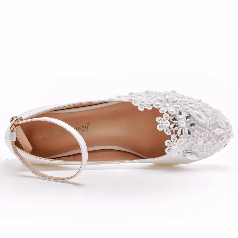 XIHAHA femme mode chaussures de mariage demoiselle d'honneur Banquet blanc dentelle fleur perle bout rond talons hauts femmes pompes de mariée chaussures