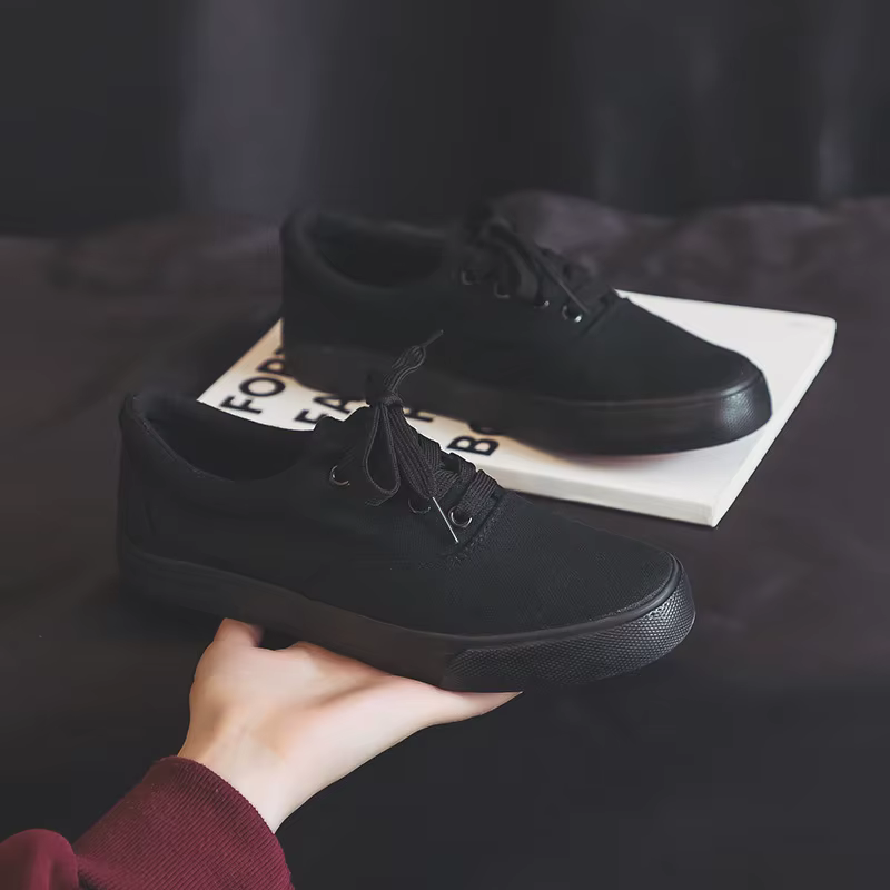 Baskets basses polyvalentes en toile noire pour femmes