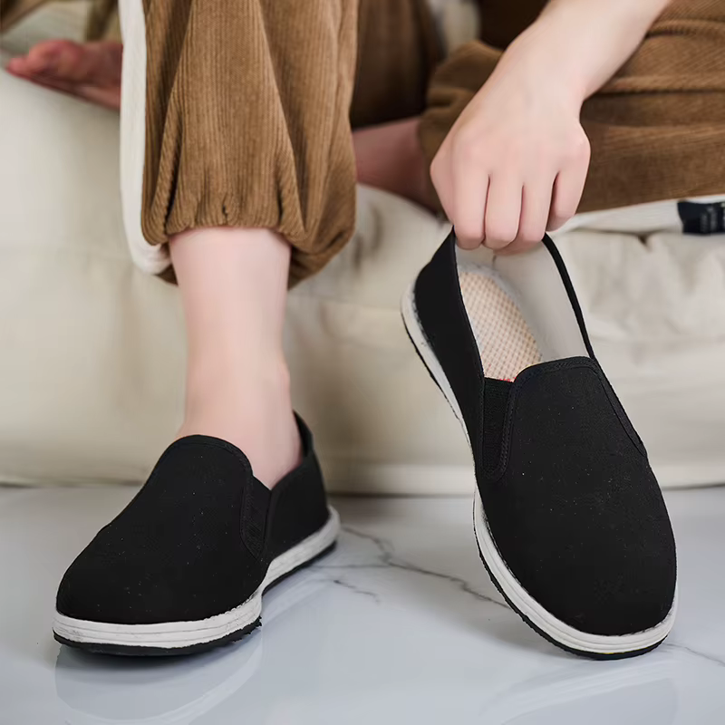 Chaussures en toile style Peking pour homme