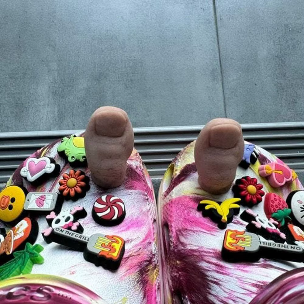 Breloques de chaussures à orteils amusantes