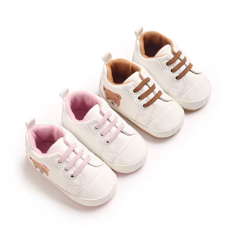 Nouvelles chaussures de sport mignonnes en forme de panda pour garçons et filles