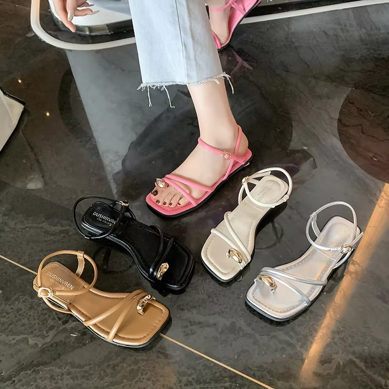 Sandales plates d'été style romain pour femmes, sans talon, respirantes, nouvelle collection, chaussures de luxe pour femmes
