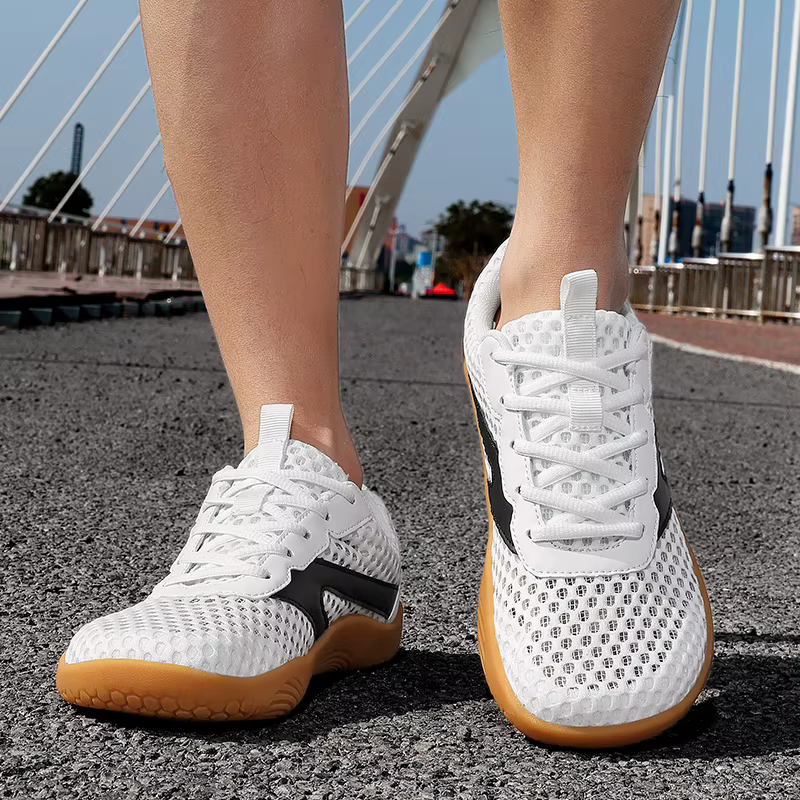 Chaussures de sport pour homme Oianno à bout large