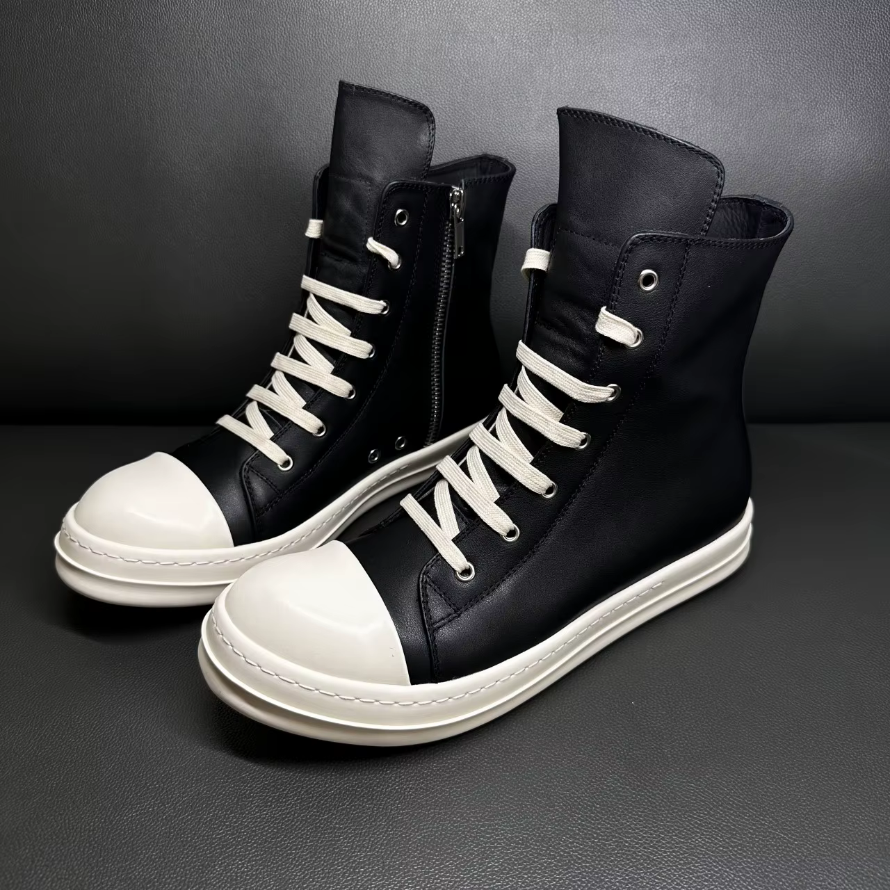 Baskets montantes décontractées pour hommes en cuir noir avec fermeture éclair et lacets fins