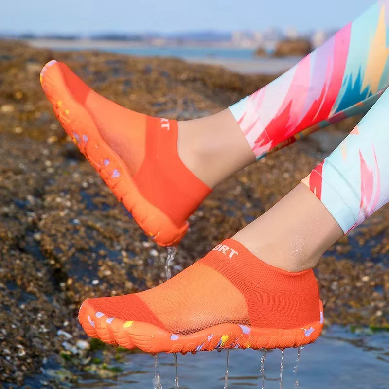 Chaussures aquatiques pour femmes et hommes