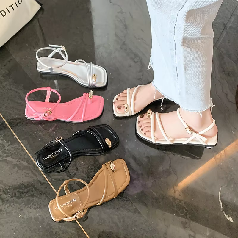 Sandales plates d'été style romain pour femmes, sans talon, respirantes, nouvelle collection, chaussures de luxe pour femmes