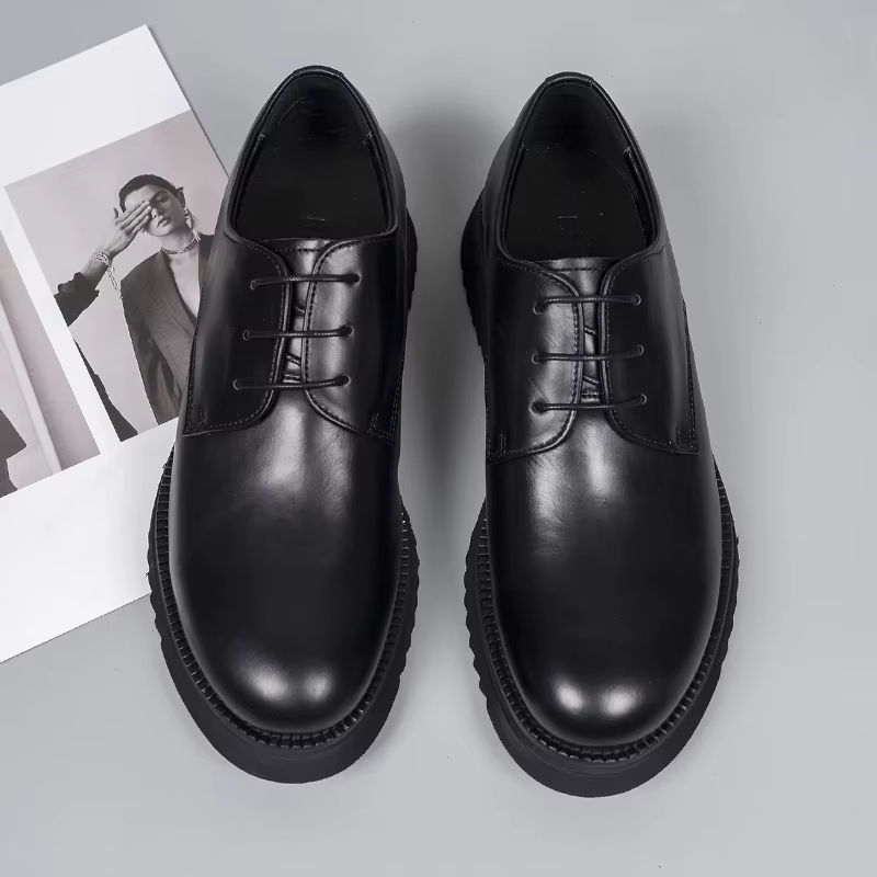 Nouvelles chaussures pour hommes