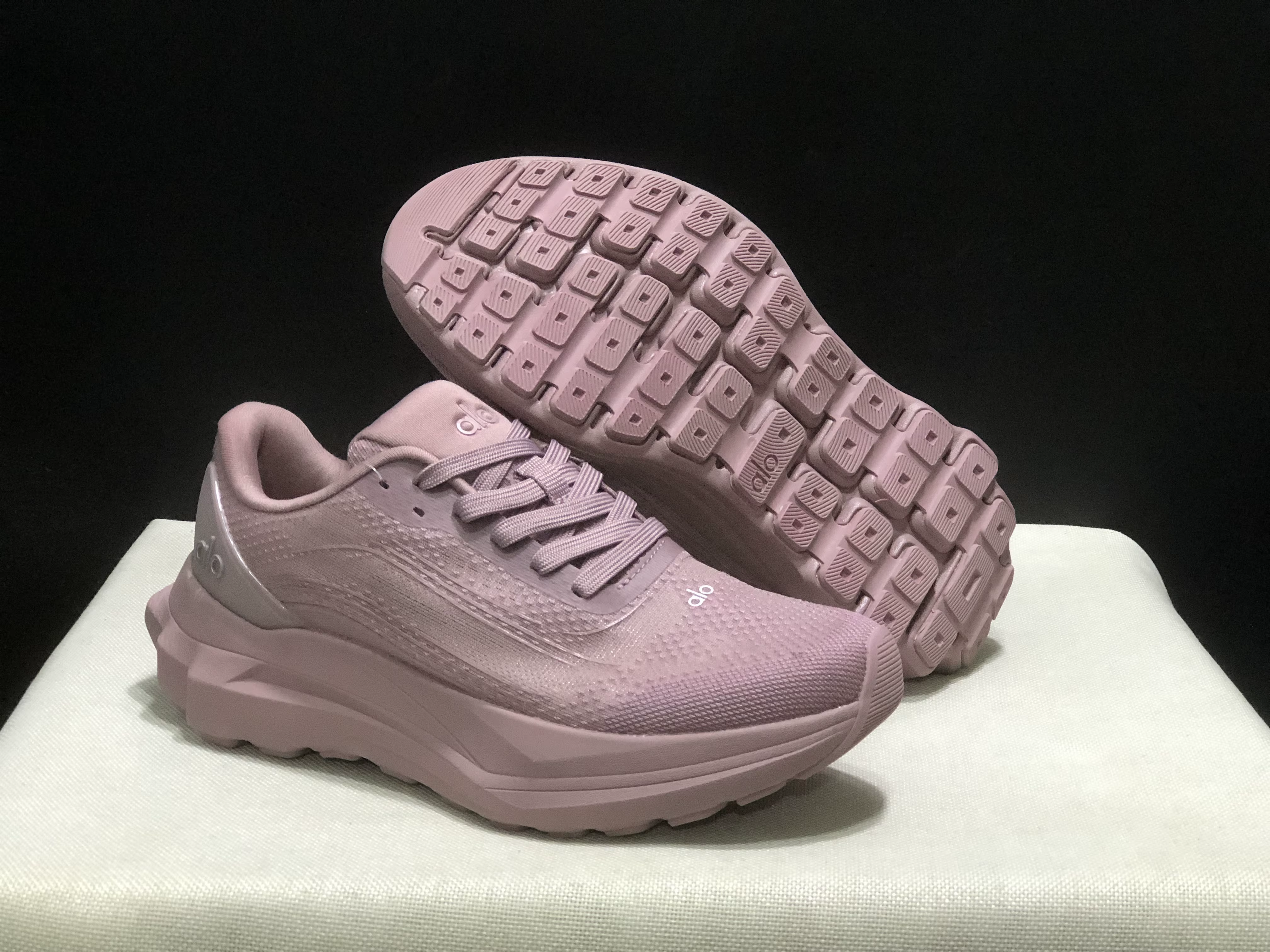 2025 chaud ALO GODDESS femmes hommes chaussures de course respirant anti-dérapant amorti route Sport style de vie baskets en plein air