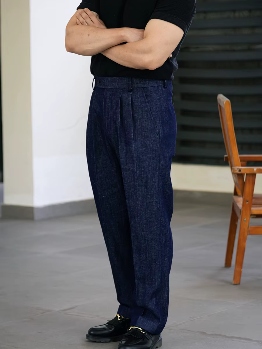Pantalon décontracté pour homme style italien avec taille élastique | Denim bleu délavé en coton-lin | Coupe droite courte personnalisable et rehaussée