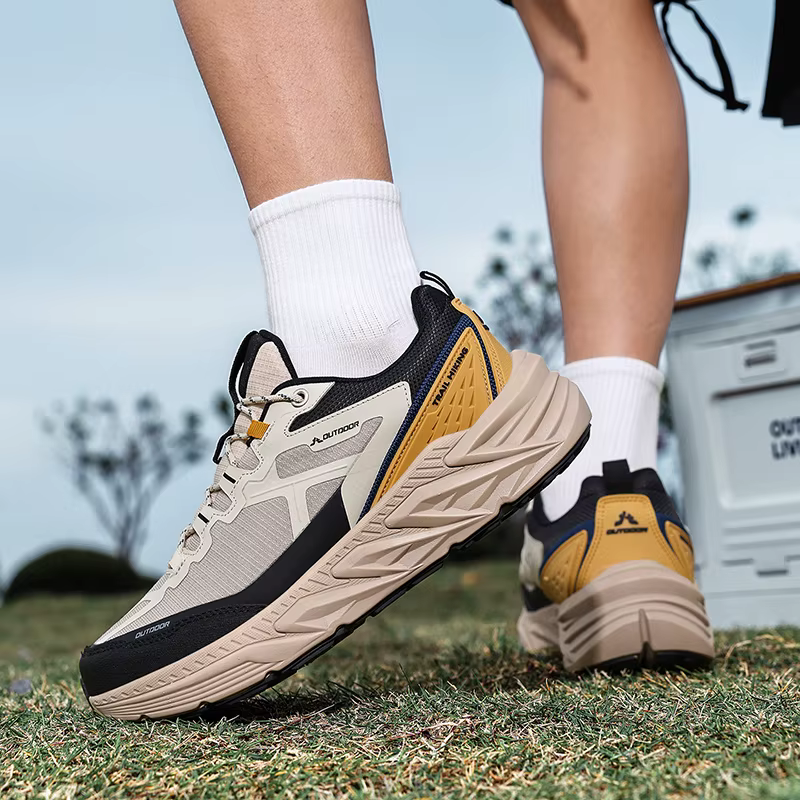 Chaussures de sport à semelle épaisse pour hommes et femmes