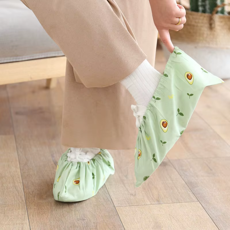 Couvre-chaussures en tissu lavé