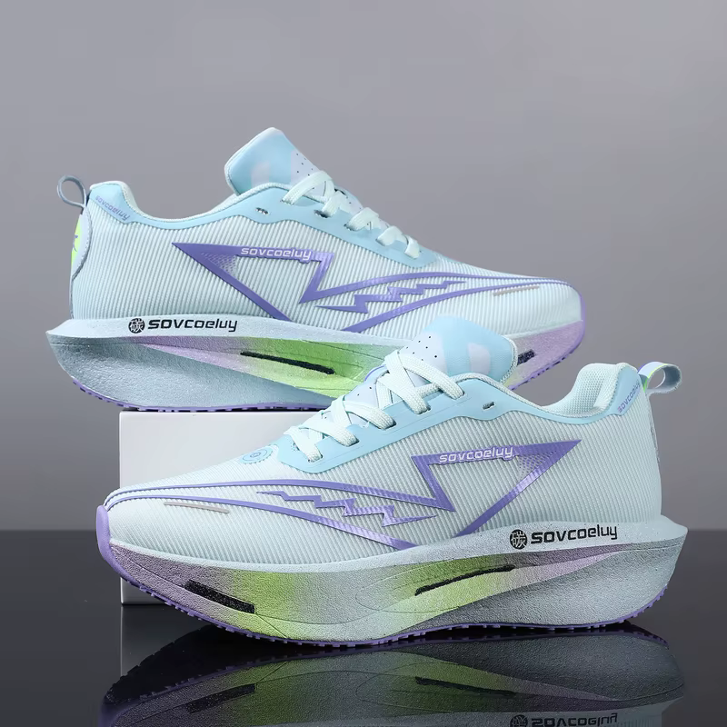Nouvelles chaussures de course à pied avec plaque en carbone