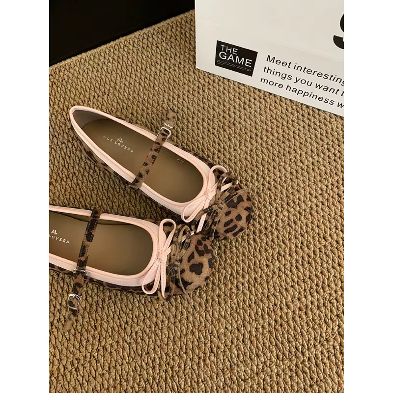 Ballerines françaises exclusives à bouton unique pour femmes