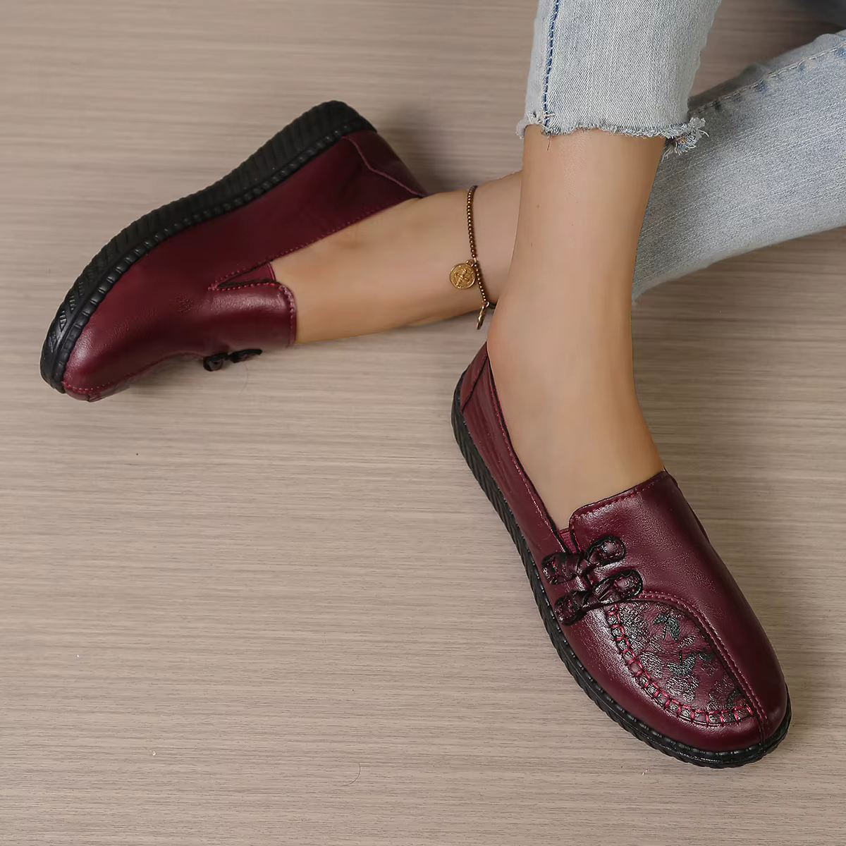 Chaussures de travail vintage couleur bordeaux