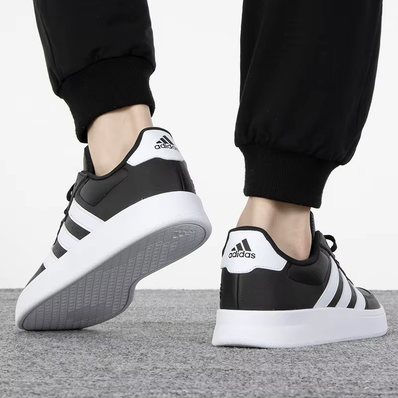 Nouvelles Chaussures de Tennis Adidas pour Hommes 2026 HP9425 Noir Blanc Baskets Décontractées