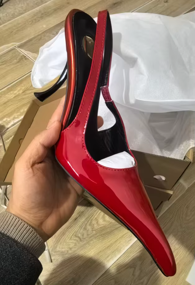 Chaussures pour femmes taille 34-43 nouvelle mode pointu talon haut 10.5 cm sandales