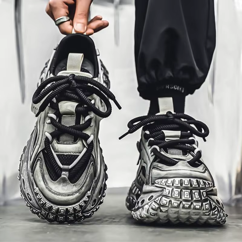 Chaussures pour hommes 2025 printemps nouveau Style semelle épaisse hauteur augmentant maille décontractée respirant mode tendance confortable grosses baskets