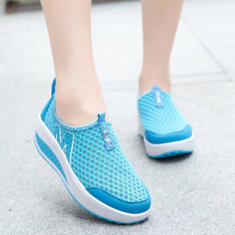 Baskets tendance pour femmes grandes tailles 35-42