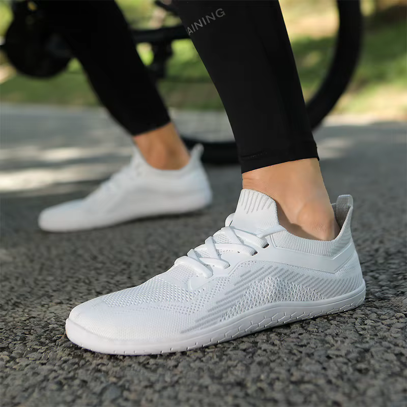 Nouvelles chaussures de sport décontractées à bout large