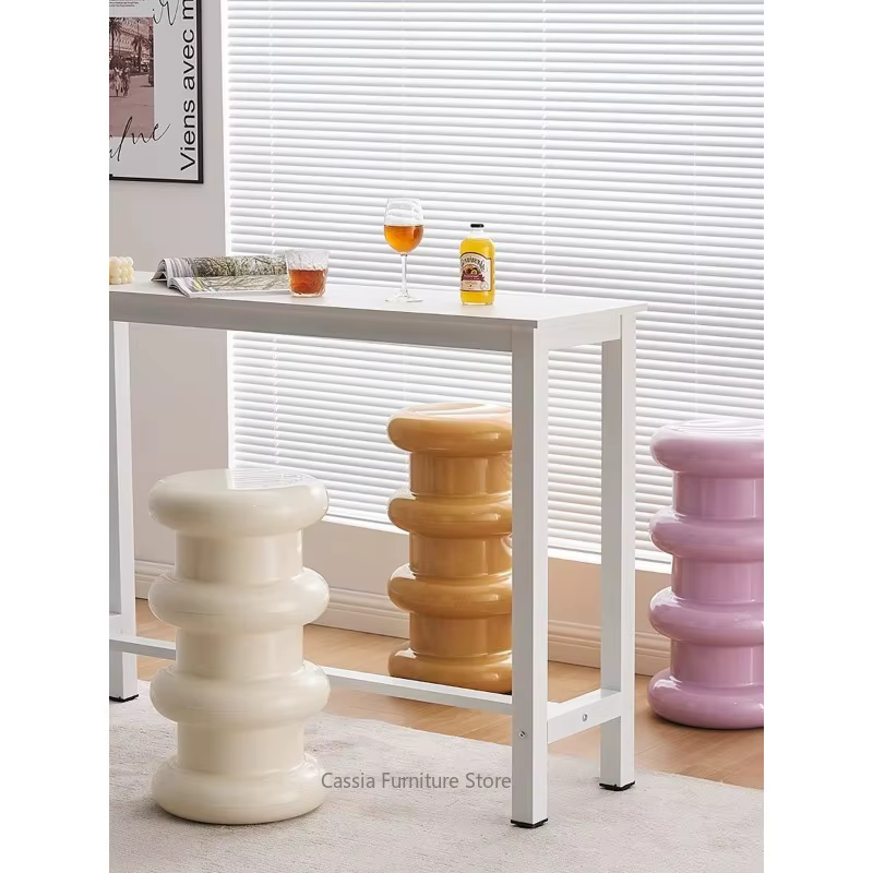 Pouf scandinave créatif et multifonctionnel, design viral, idéal pour les espaces compacts, comme pouf d'appoint de canapé ou pour l'entrée.