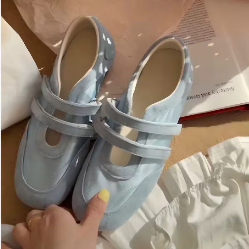 Nouvelles baskets Mary Jane en daim pour femme 2026