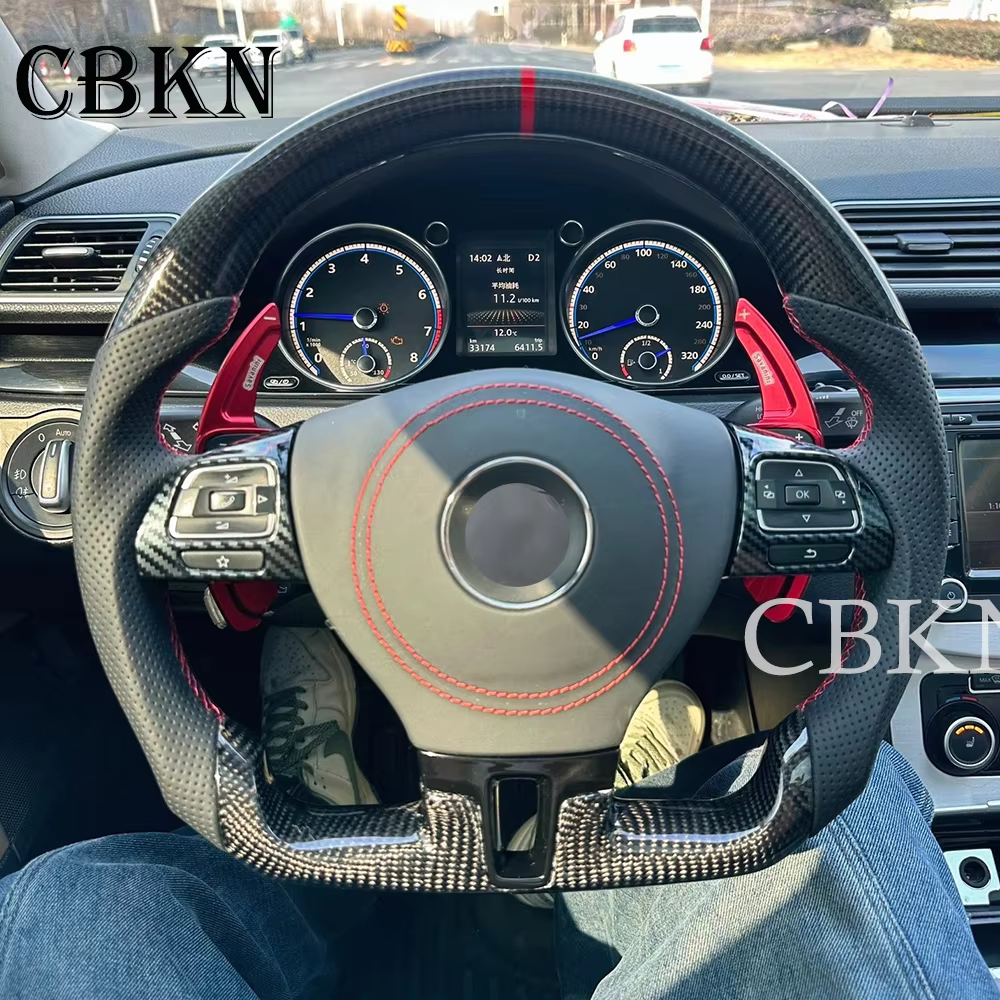 Volant sport R8 Style Ultimate à fond plat en fibre de carbone véritable forgée avec cuir pour VW Volkswagen CC Passat Golf 6 ﻿