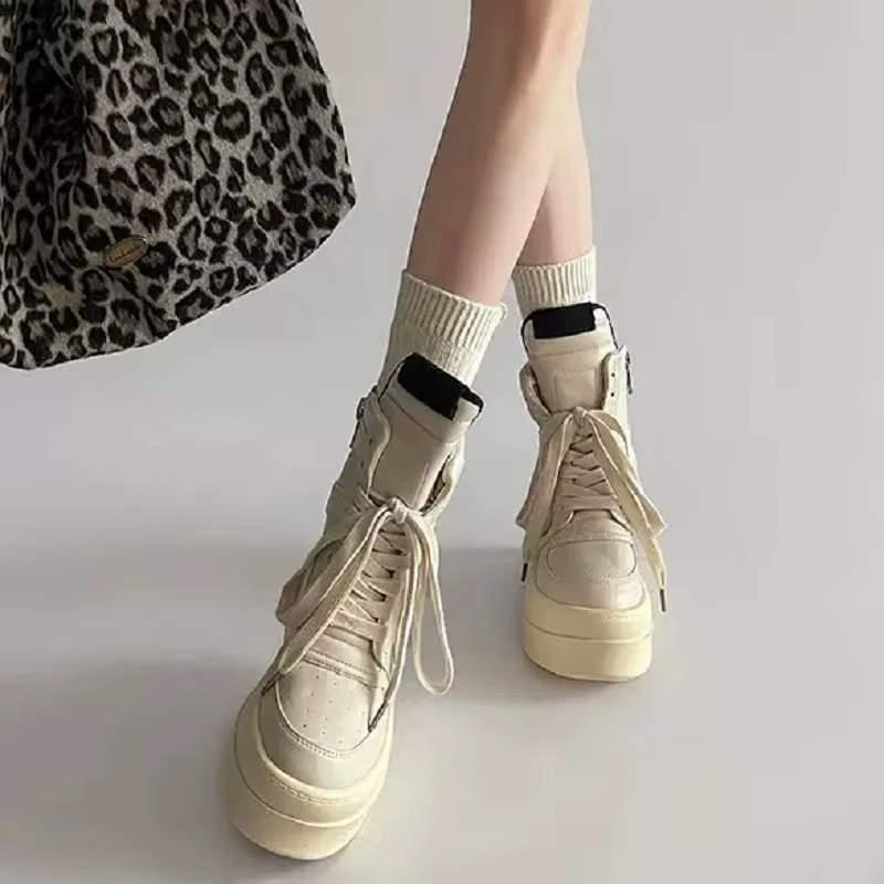 Chaussures montantes pour femmes