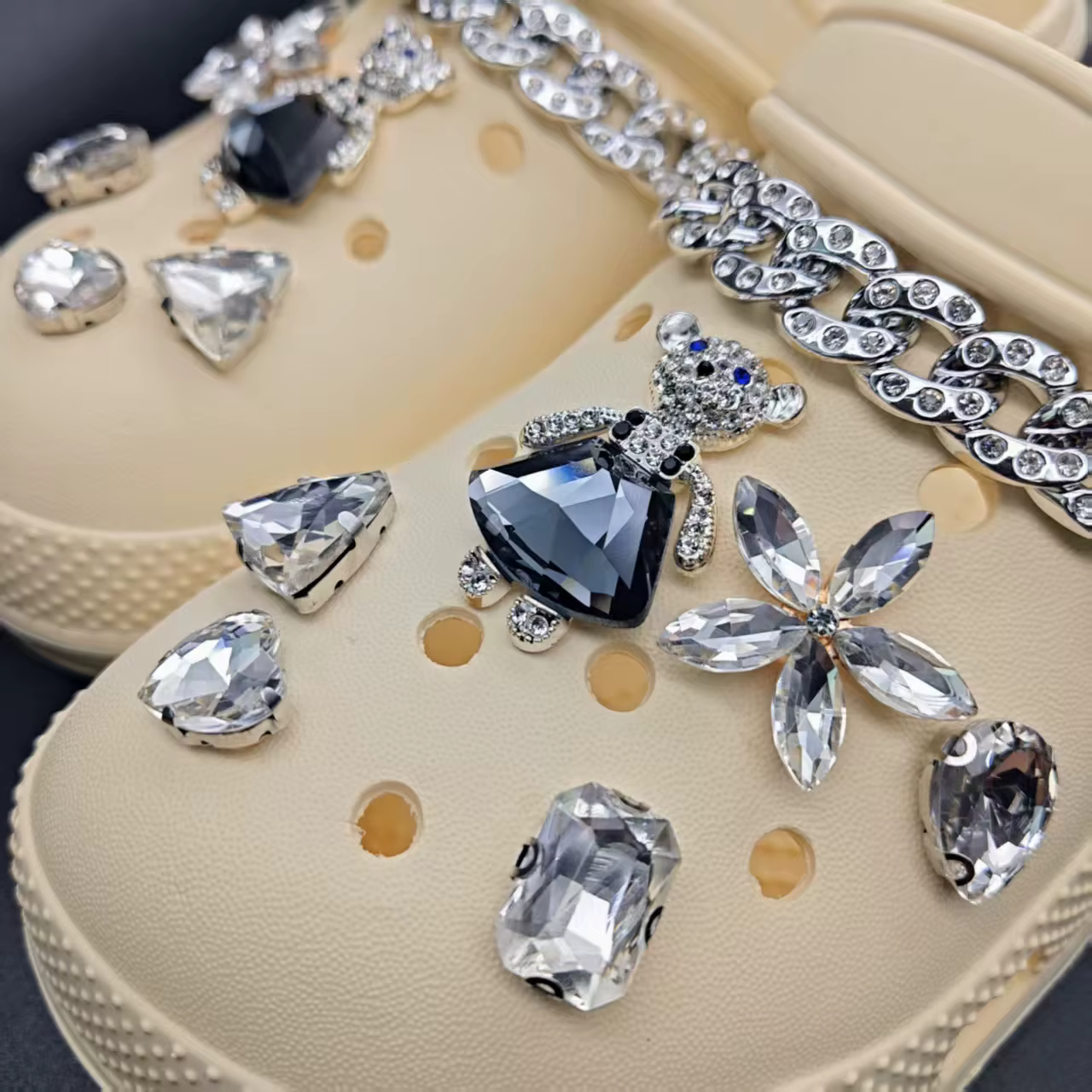 Breloques de chaussures de luxe pour Crocs