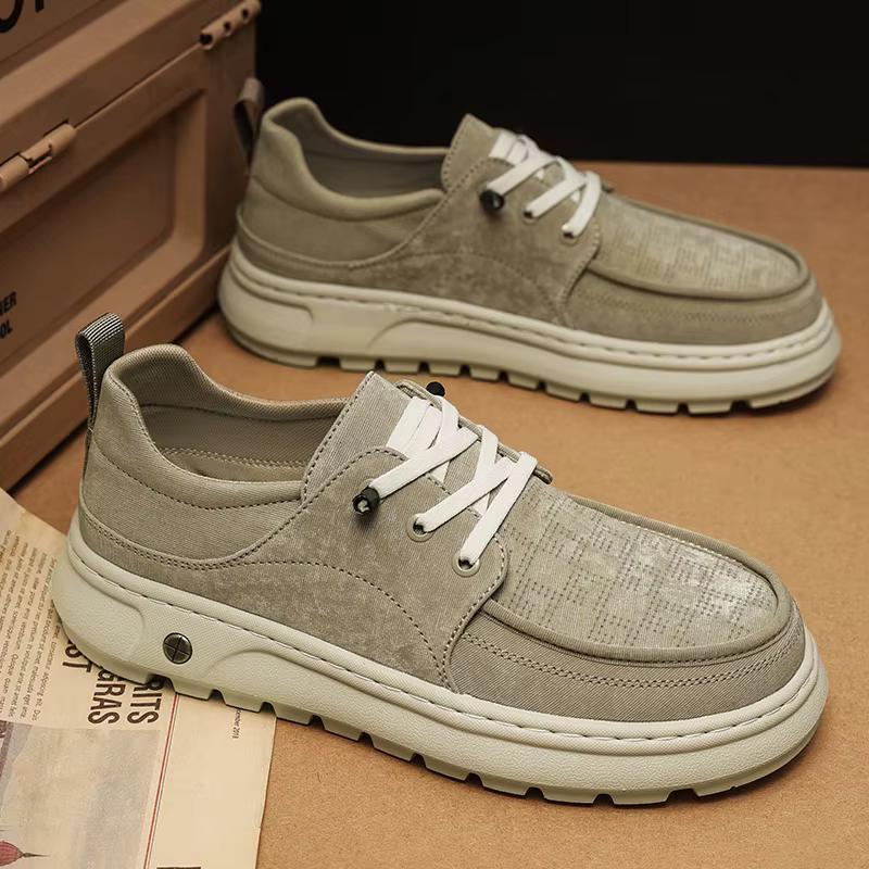 Chaussures décontractées pour hommes en daim kaki avec empiècements