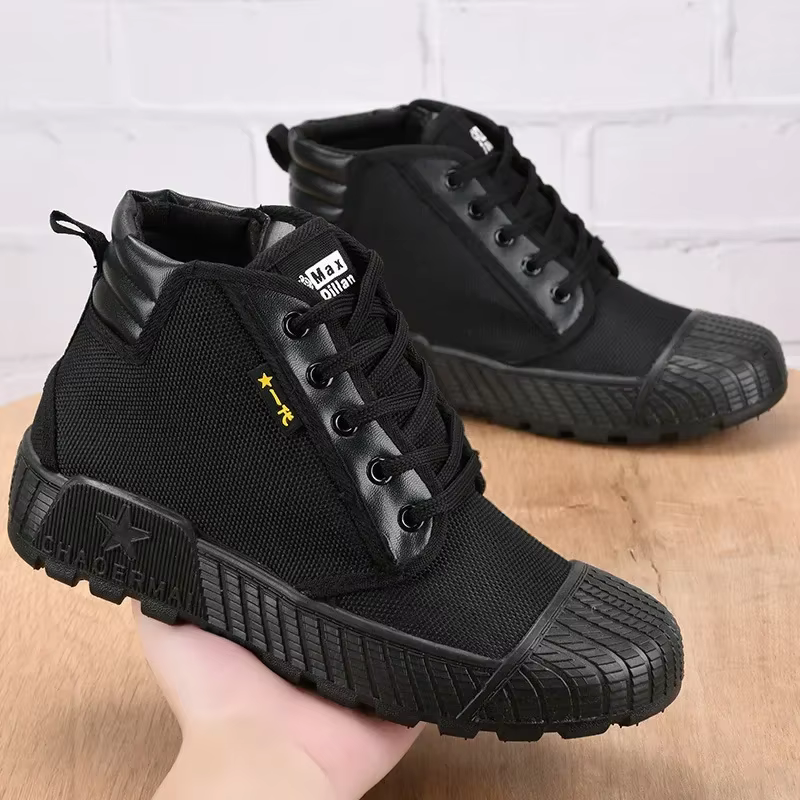 Chaussures en toile coordonnantes pour hommes