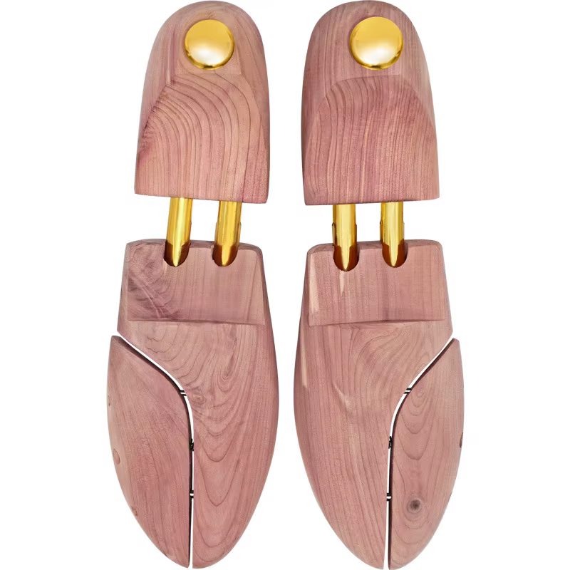 Supports de chaussures en bois