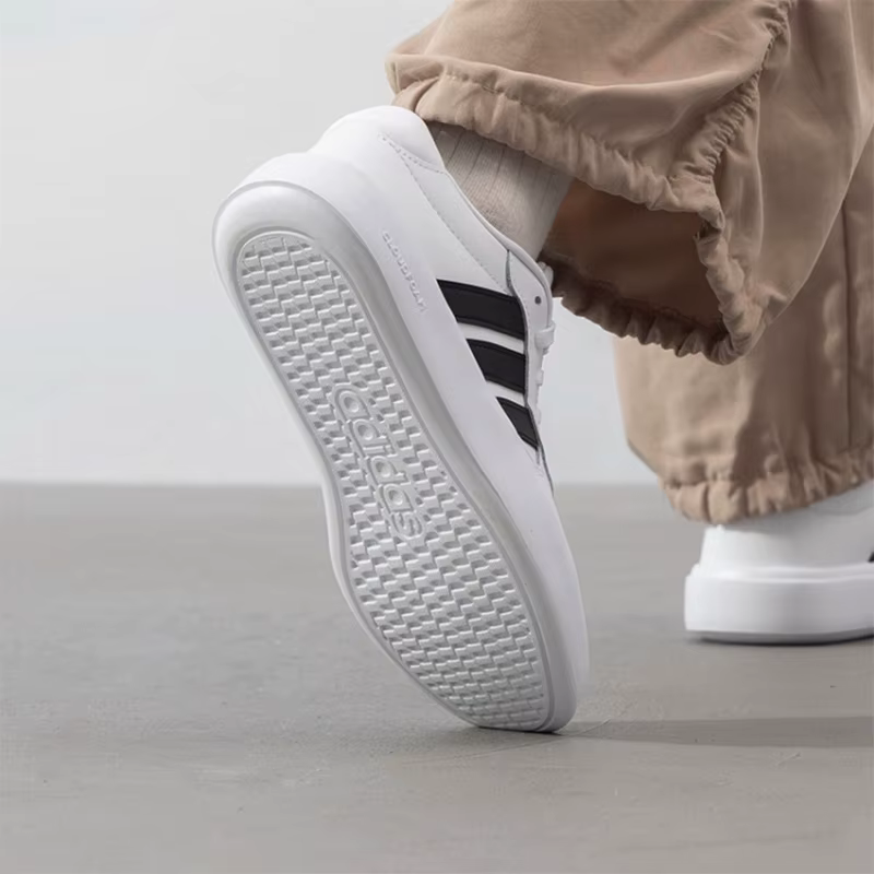 Adidas Classic Sneakers Style rétro