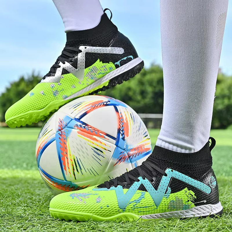 Chaussures de football coordonnantes pour hommes