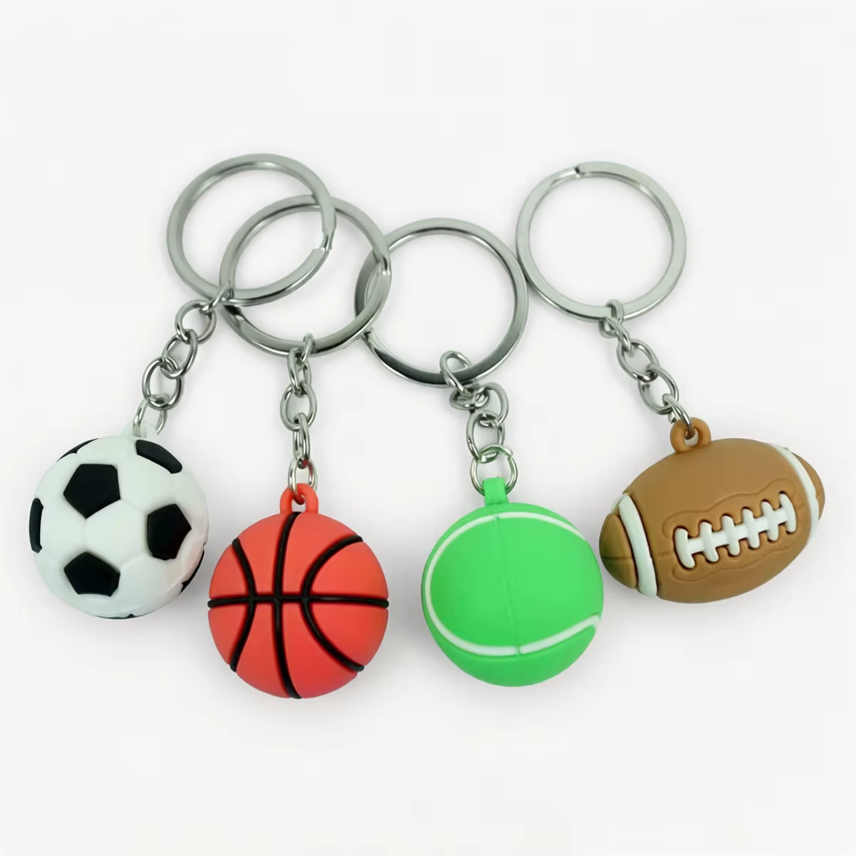 Nouveaux accessoires porte-clés de basketball et de football en forme de ballons de dessin animé, mini décorations de ballons réalistes, accessoires de voiture