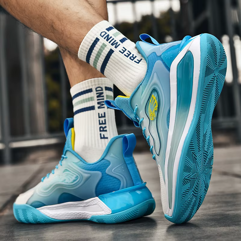 Nouvelles chaussures de basket respirantes