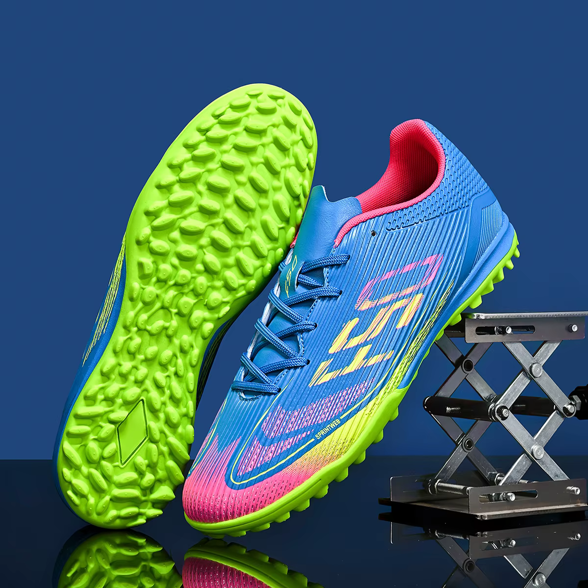 Chaussures de football professionnelles pour hommes TF à crampons cassés