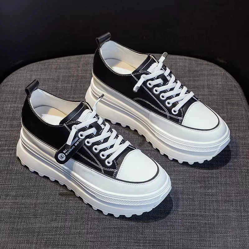 Chaussures blanches en cuir véritable