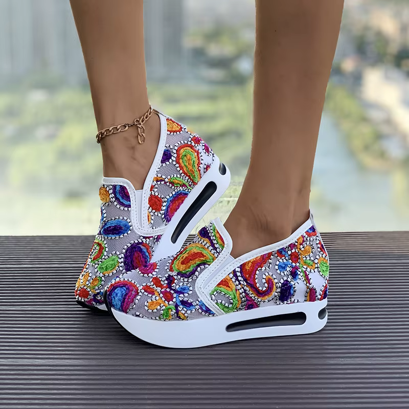 Chaussures compensées pour femmes