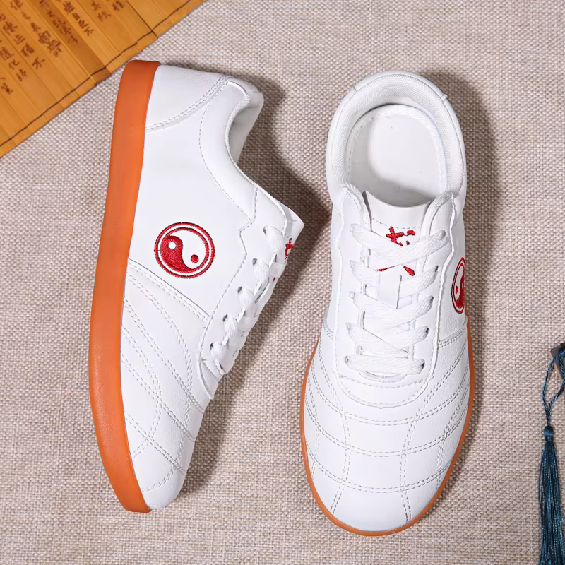Nouvelles chaussures d'arts martiaux unisexes légères